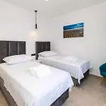Holiday home In 51784 Dramalj